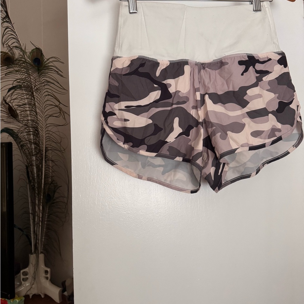 Women's Camouflage High-Waist Carry Shorts Alexo Athletica